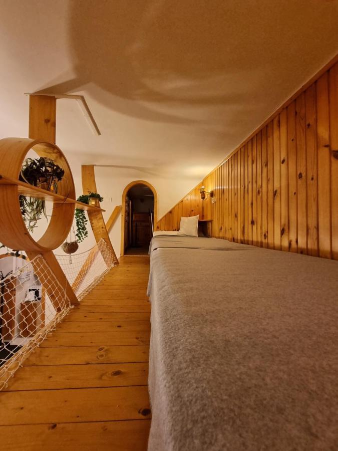 Little Cozy Apartman Miskolc Esterno foto